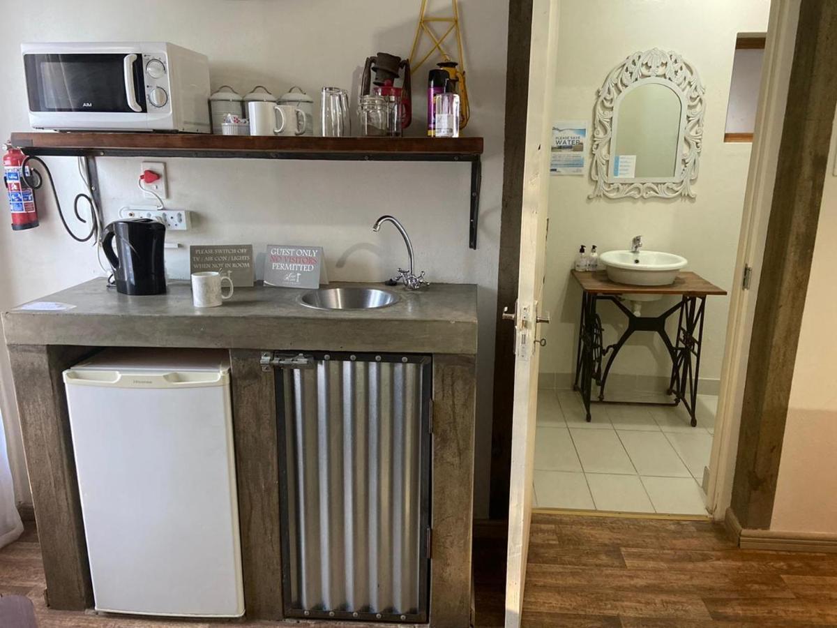 Cape Karoo Guesthouse Beaufort West Exteriér fotografie