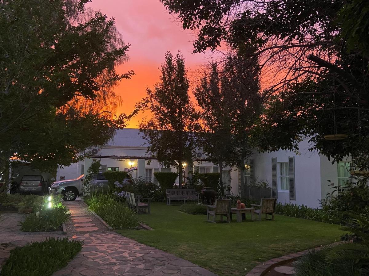Cape Karoo Guesthouse Beaufort West Exteriér fotografie